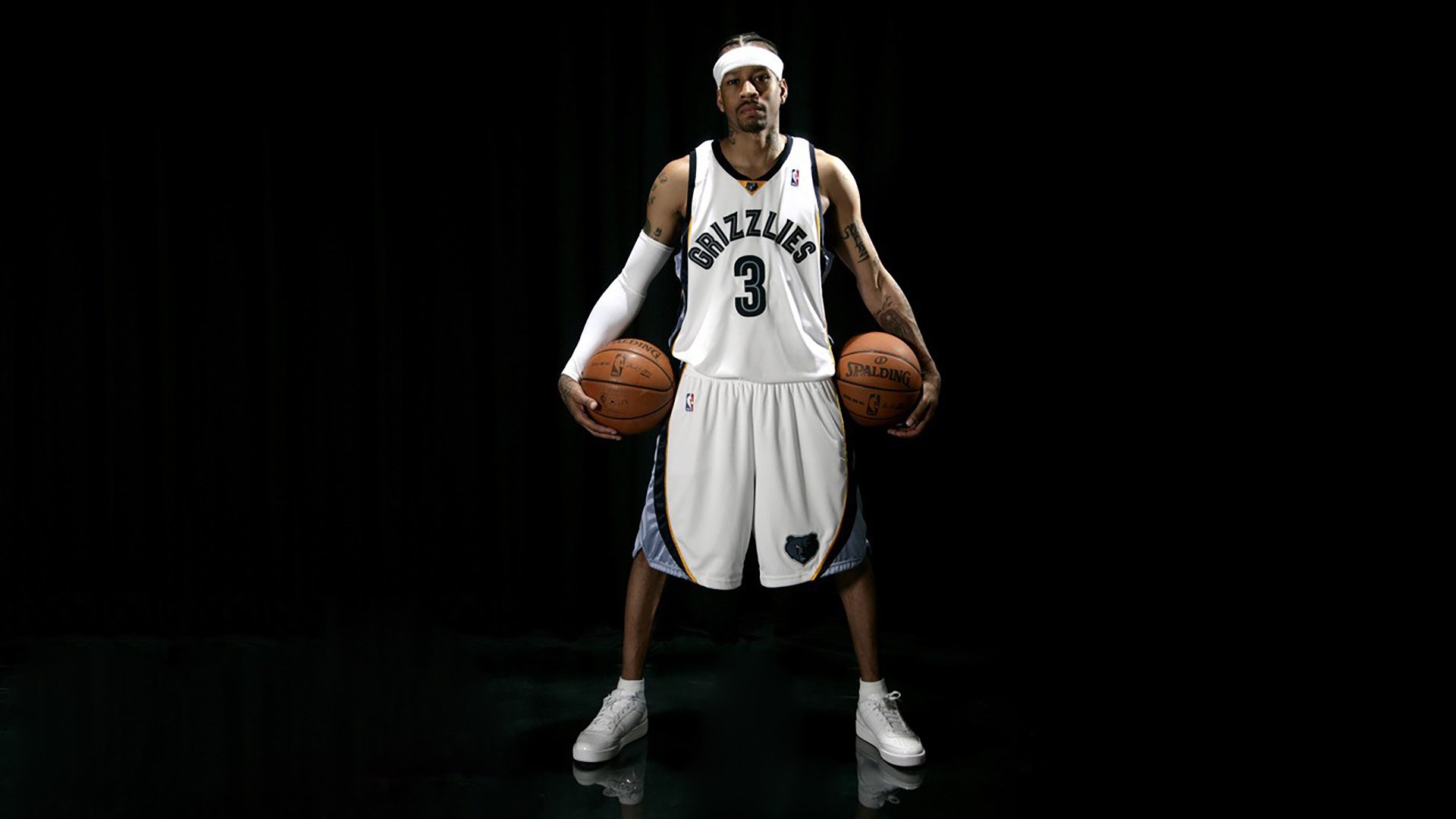 《堡垒之夜》推出“未来城市”主题皮肤,潮流引领